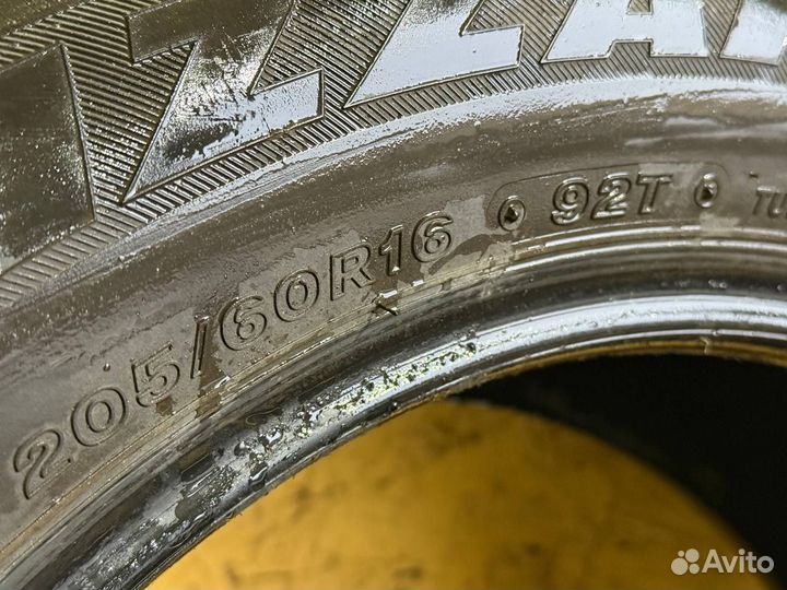 Bridgestone Blizzak Spike-01 205/60 R16 92T