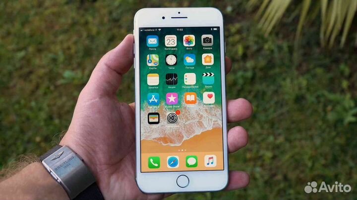 iPhone 8 Plus, 64 ГБ