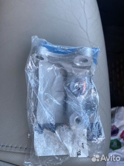 Кронштейн подвесного подшипника ford BB5Z3K305A