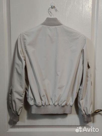 Ветровка женская 40RU XS