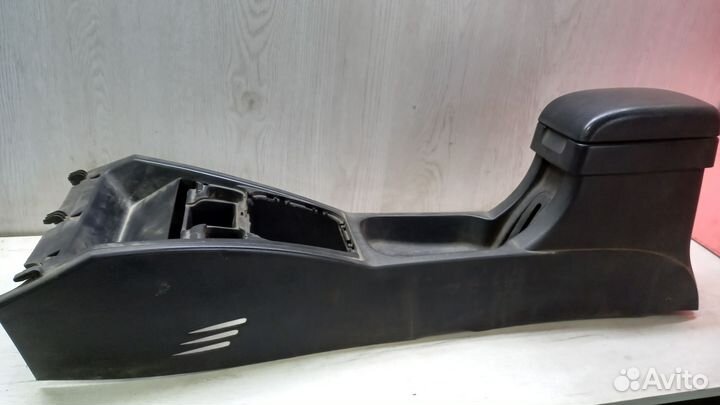 Центральная консоль Lifan Breez 214801