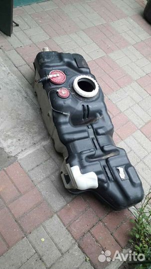 Toyota Land Cruiser Prado 120/Hilux Surf бак топли