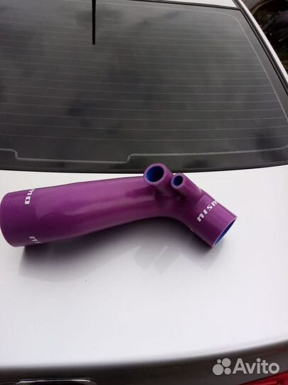 Патрубок на nissan gts