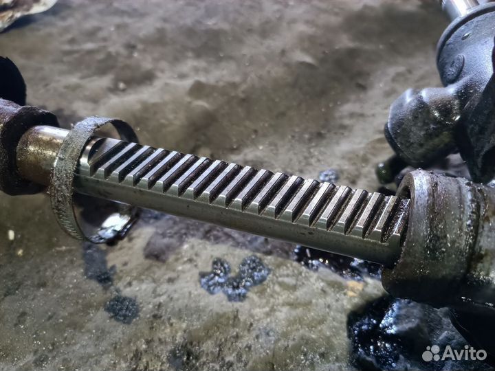 Рулевая рейка правый руль лансер цедия