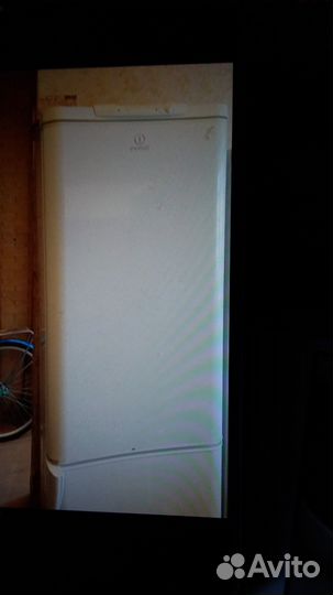 Холодильник indesit на запчасти