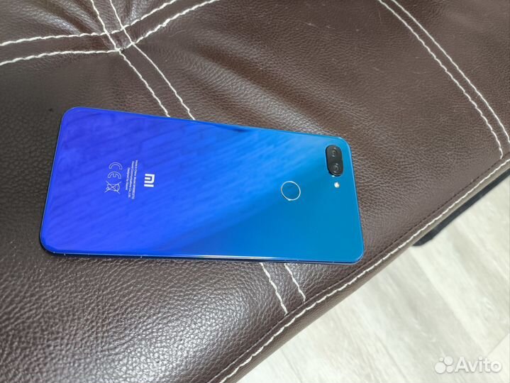 Xiaomi Mi 8 Lite, 4/64 ГБ