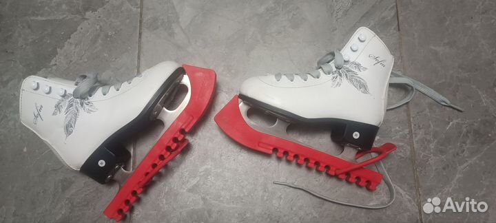 Фигурные коньки 30 размер