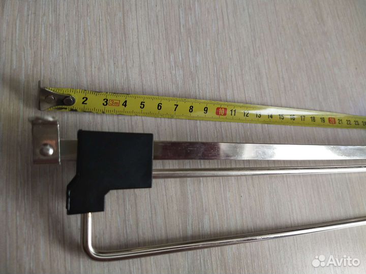 Штанга выдвижная новая для шкафов