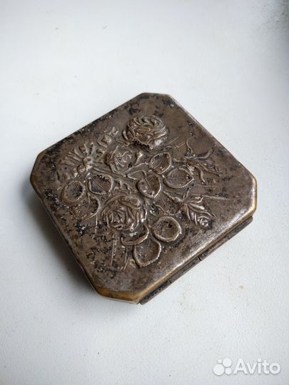 Пудреница СССР