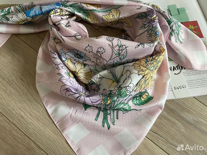 Платок шёлковый, женский Гуччи