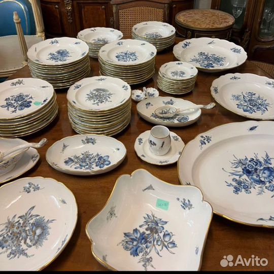 Столовый сервиз 