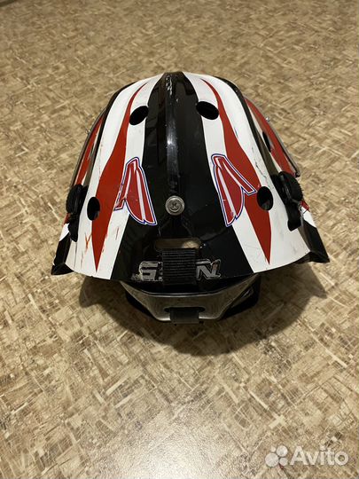 Хоккейный шлем вратаря