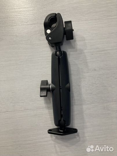 Держатель штанги электромотора