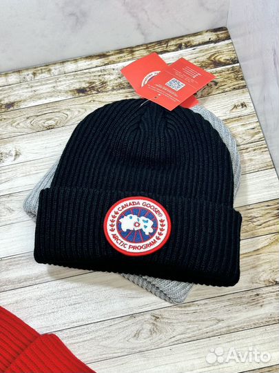 Шапка Canada Goose