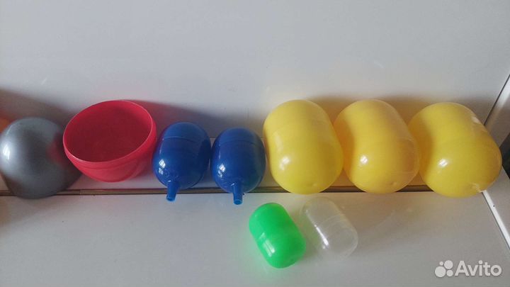 Капсулы от киндеров, маленькие баночки