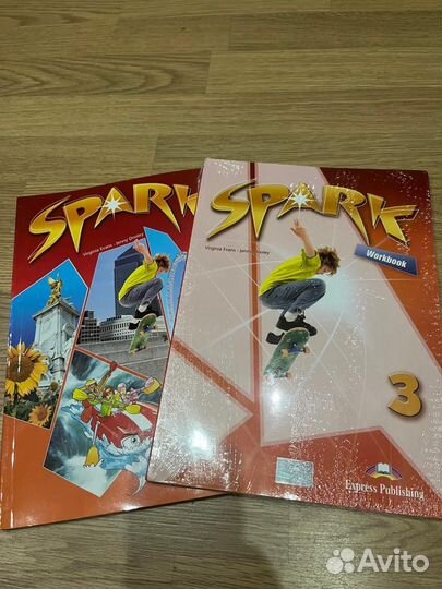 Учебник и рабочая тетрадь по английскому языку