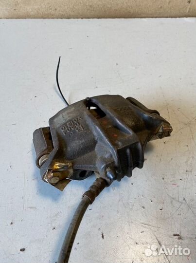 Суппорт передний левый Peugeot 206