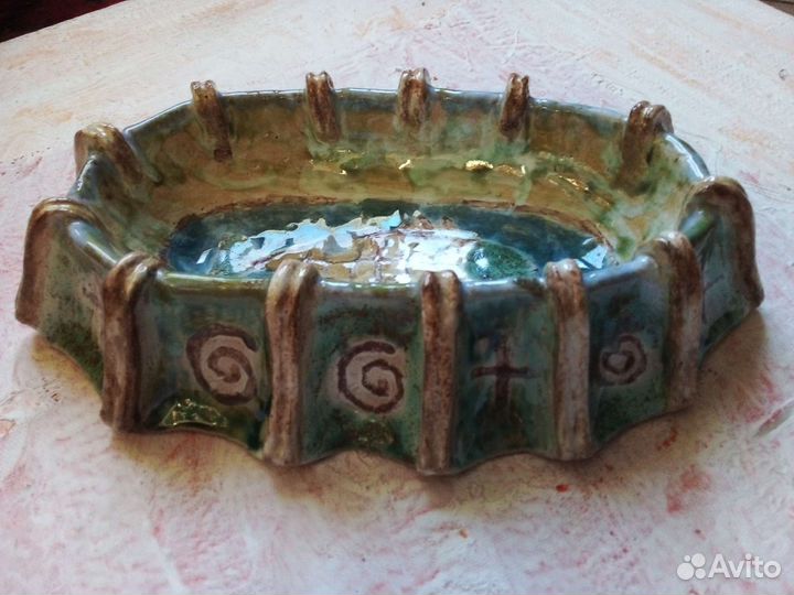 Рыба в бассейне-блюдо, пепельница и т.д.Керамика