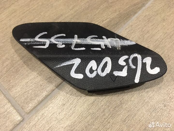 Заглушка буксировочного крюка Mercedes GL x166