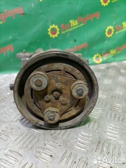 Компрессор кондиционера Hyundai Sonata 2 Y3 C4CM