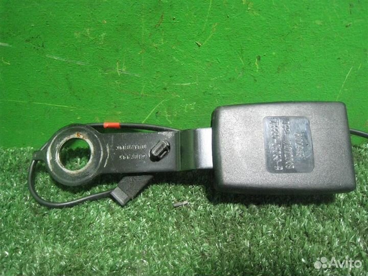 Замок ремня безопасности задний правый Toyota Ver