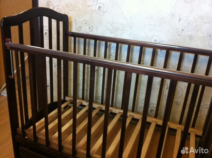 Детская кроватка (новая)