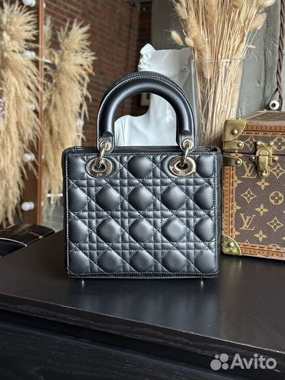 Сумка Lady Dior Small от Christian Dior оригинал