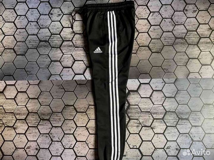 Спортивные брюки Adidas