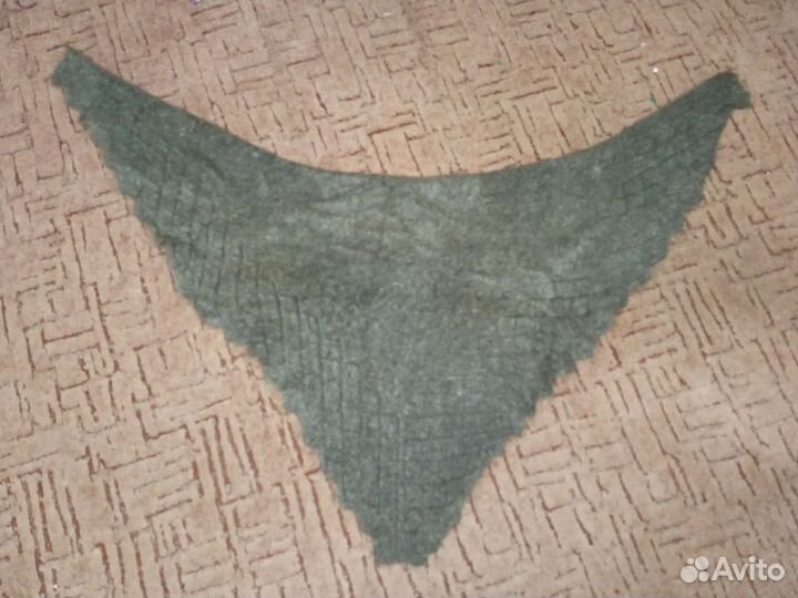 Пуховый платок женский