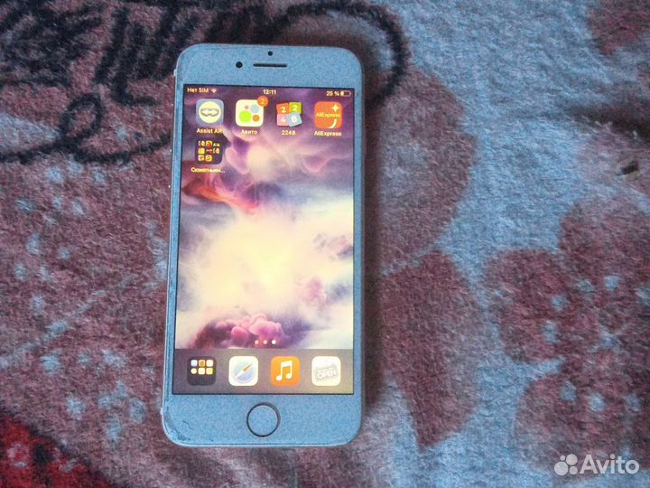 Телефон iPhone 7