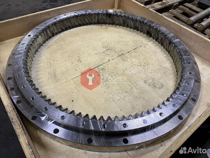 Опорно-поворотный круг 325DFM 353-0558