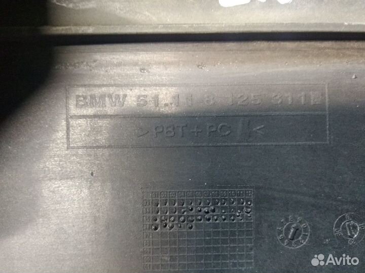 BMW 7 E38 Планка бампера оригинал