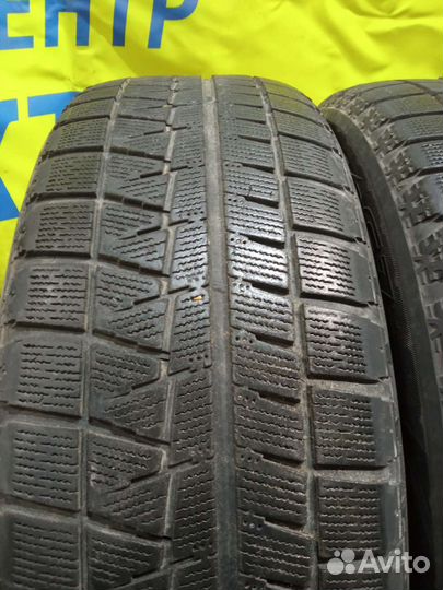 Bridgestone Blizzak Revo GZ 215/60 R17