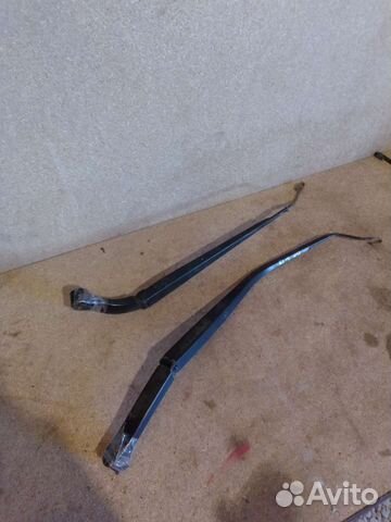 Поводок стеклоочистителя Nissan Almera G15