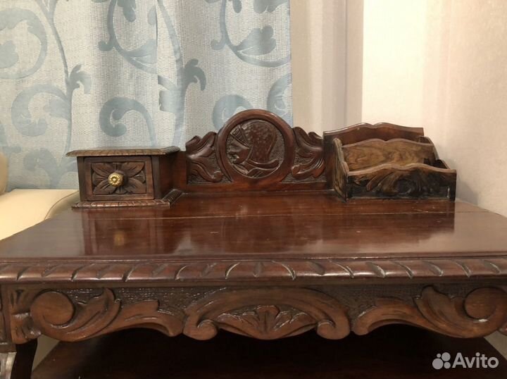 Столик-бюро красное дерево XIX век
