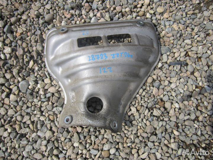 Кожух выпускного коллектора Toyota Premio ZZT240