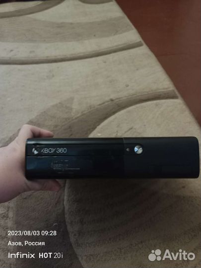 Xbox 360E не прошитая