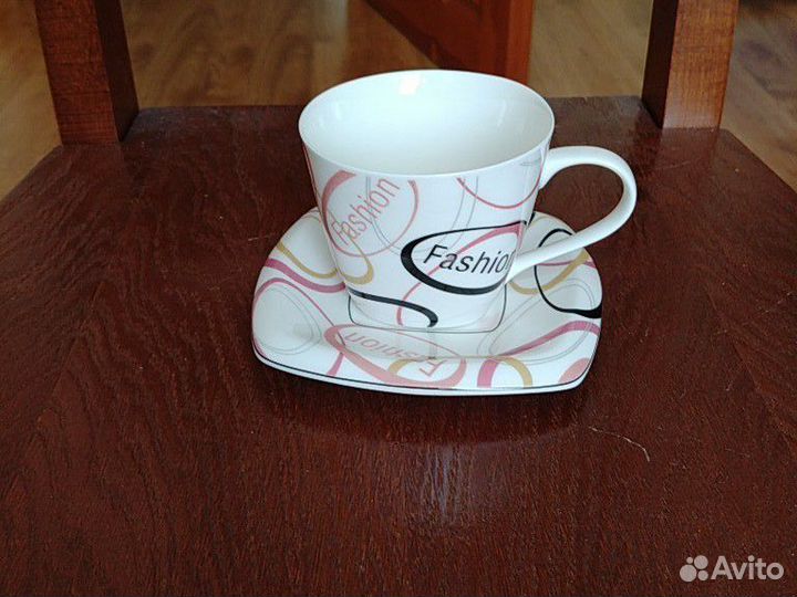 Чашка с блюдцем,фарфоровый набор,новый,в упаковке