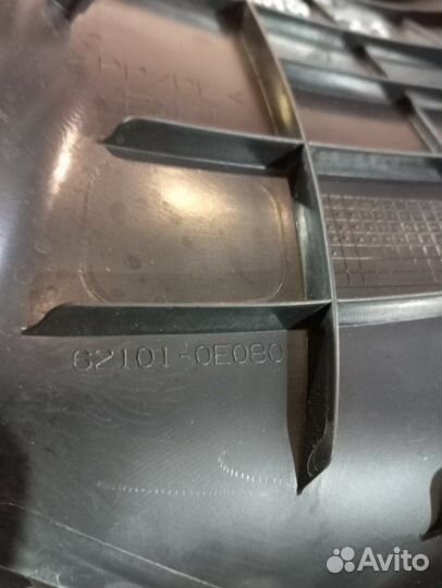 Накладка (кузов внутри) передняя правая Toyota