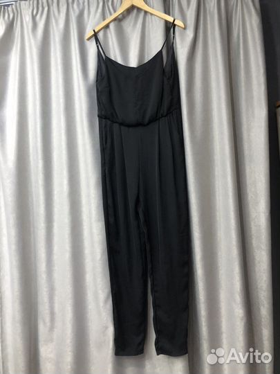 Комбинезон женский