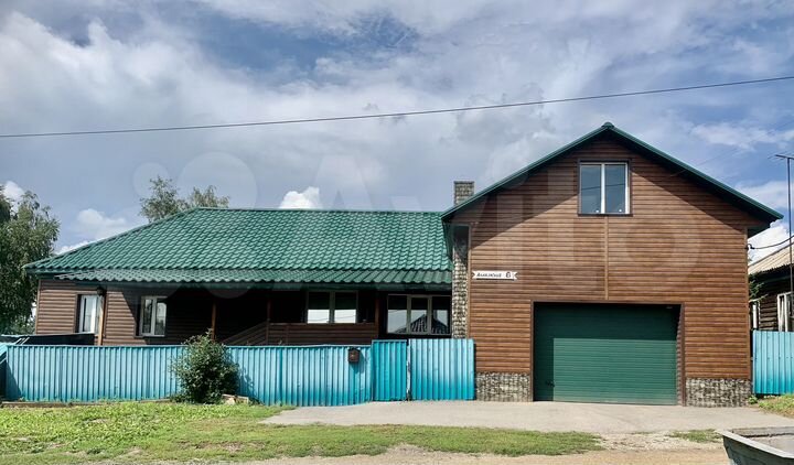 Дом 290 м² на участке 18 сот.