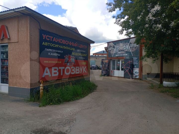 Гараж, > 30 м²