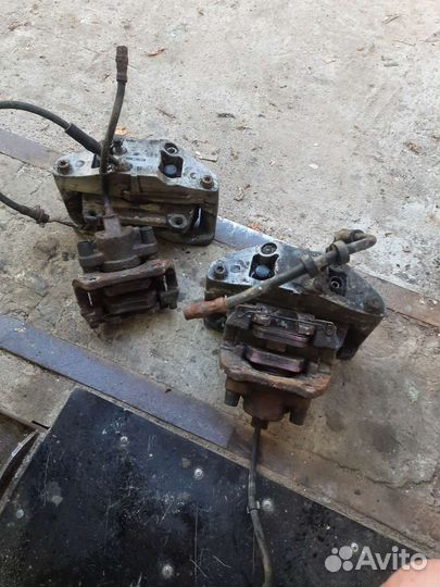 Суппорта вольво хс90