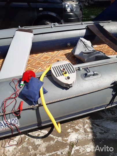 Лодка флагман