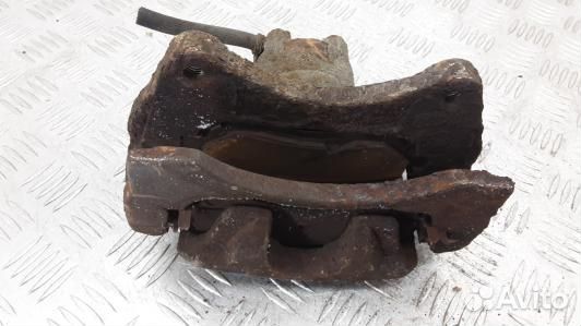 Суппорт тормозной передний левый dodge caliber (97