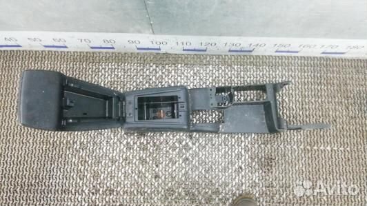 Подлокотник центральный ford mondeo 3 (CDN09IX01)