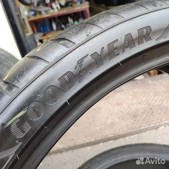 Goodyear Eagle F1 Asymmetric 3 265/35 R22