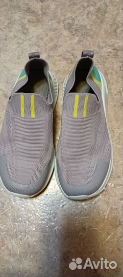 Кроссовки для девочки