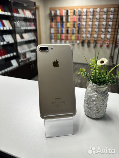 iPhone 7 plus 32gb