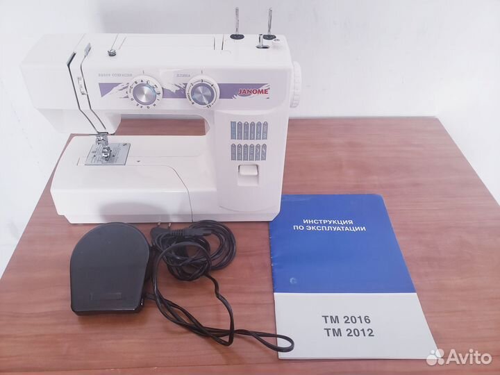 Швейная машина Janome тм2016